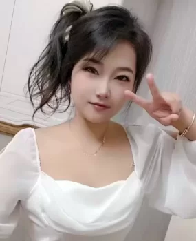 武侯服务控姐姐