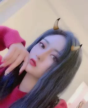 新人小圆脸儿的可爱妹妹