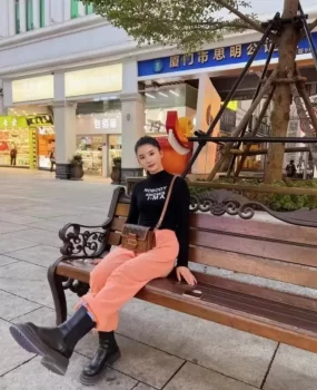 历下小姐姐