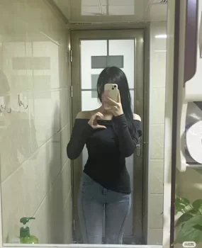 柳梧嘟嘟妹儿