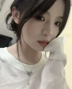 性感小猫咪
