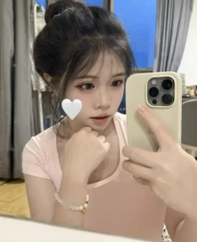 本科刚毕业的小骚货喜欢被调教