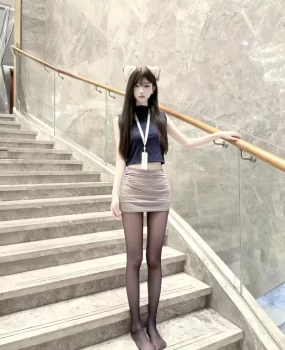 妩媚迷人好身材小骚逼很会玩