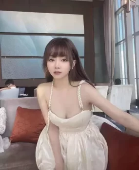 成都会所耍的各种姿势爱爱 热情投入的配合我，服务真心到位。