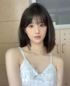 盘龙区卫校03年学妹