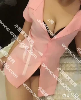 大波美女依诺颜值身材都超有feel，