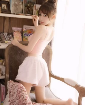 兼职学生妹，被我玩的死去活来