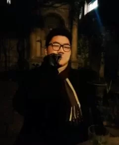 留学生 98年高端嫩男模 只有夏天在苏州 看脸筛选客人  接受预约