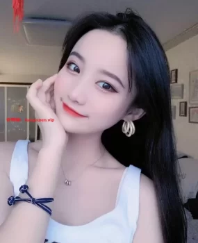 北方鲜茶 ?型完美 有点娇憨的感觉 价格偏高端