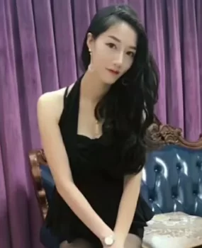 腿控一个妹子，真的想舔